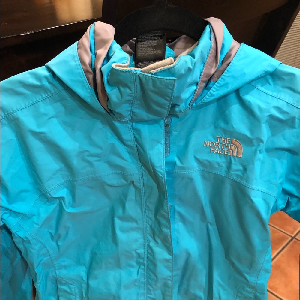 COPY - Girls North Face windbreaker
